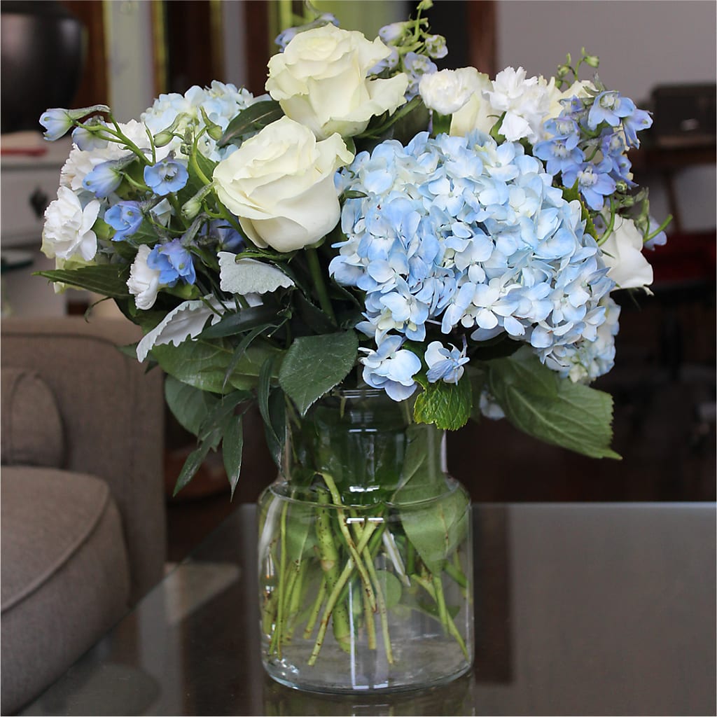 Clear Skies Bouquet – Dejavu Florist And Balloons, Durham NC