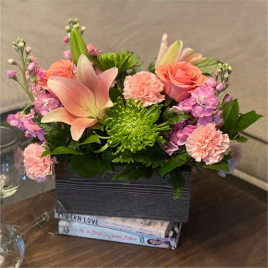 Beautiful Spirit Basket – Dejavu Florist And Balloons, Durham NC