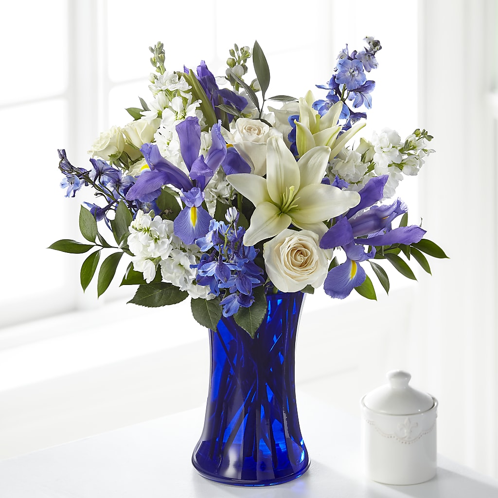 Calming Comfort Bouquet – Dejavu Florist And Balloons, Durham NC