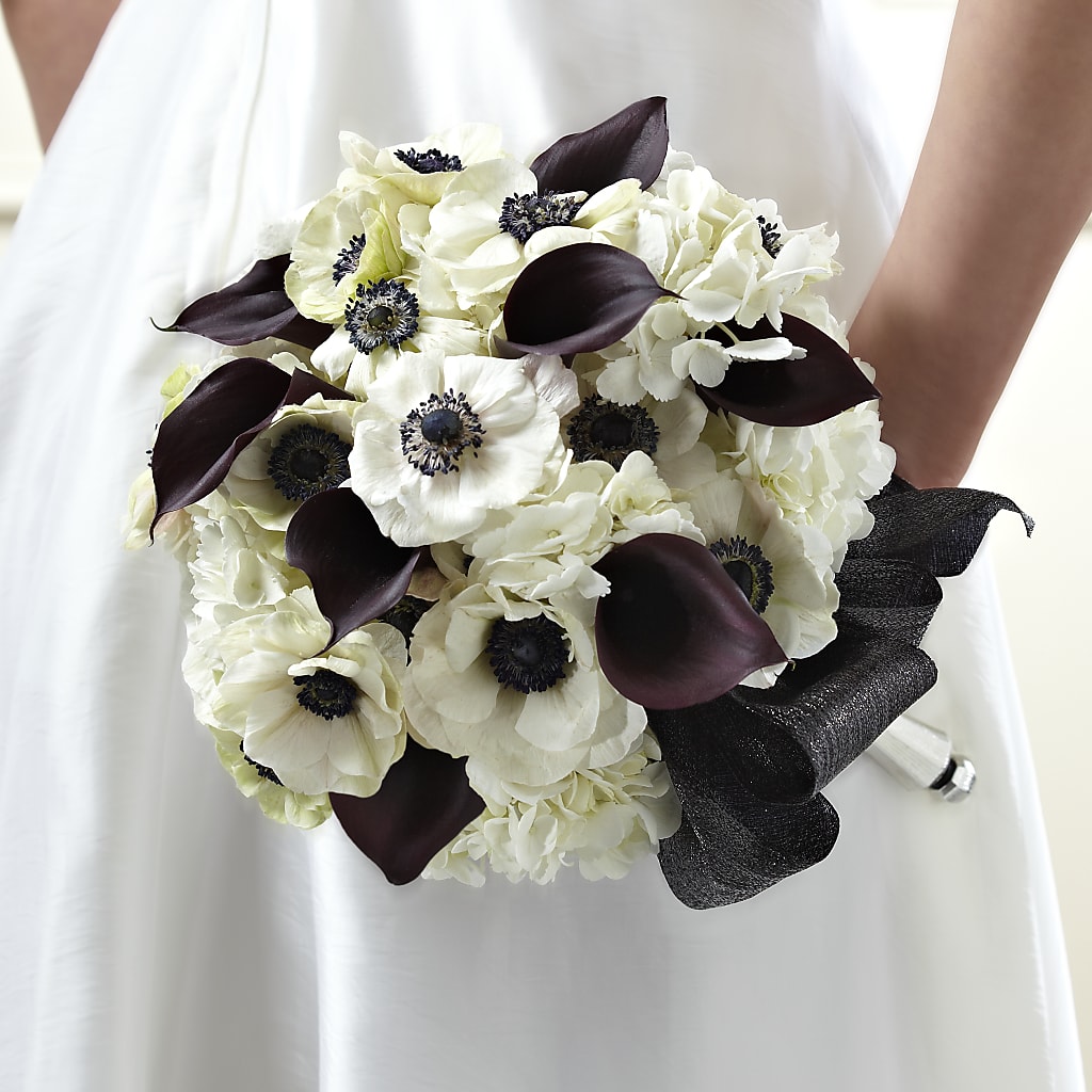 To Have and To Hold Bouquet – Dejavu Florist And Balloons, Durham NC