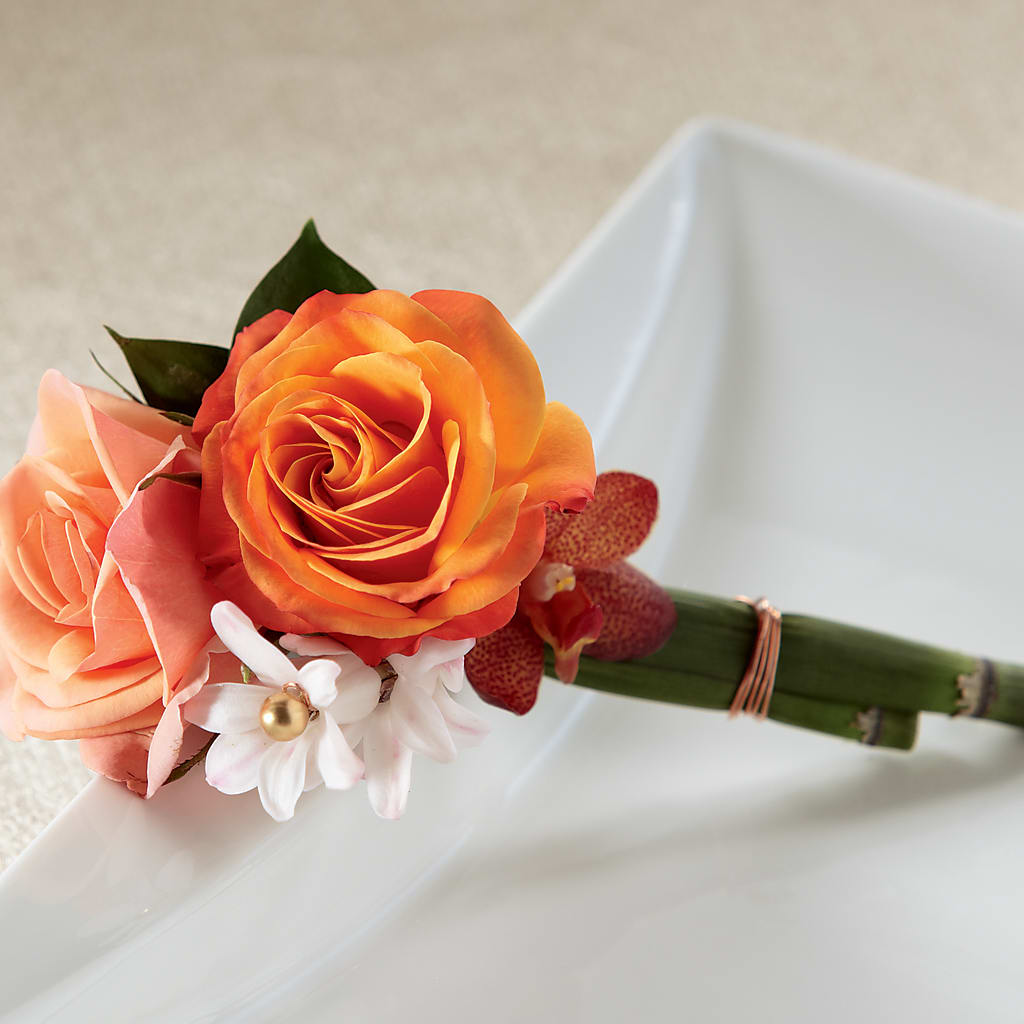 Sunset Dream Boutonniere – Dejavu Florist And Balloons, Durham NC
