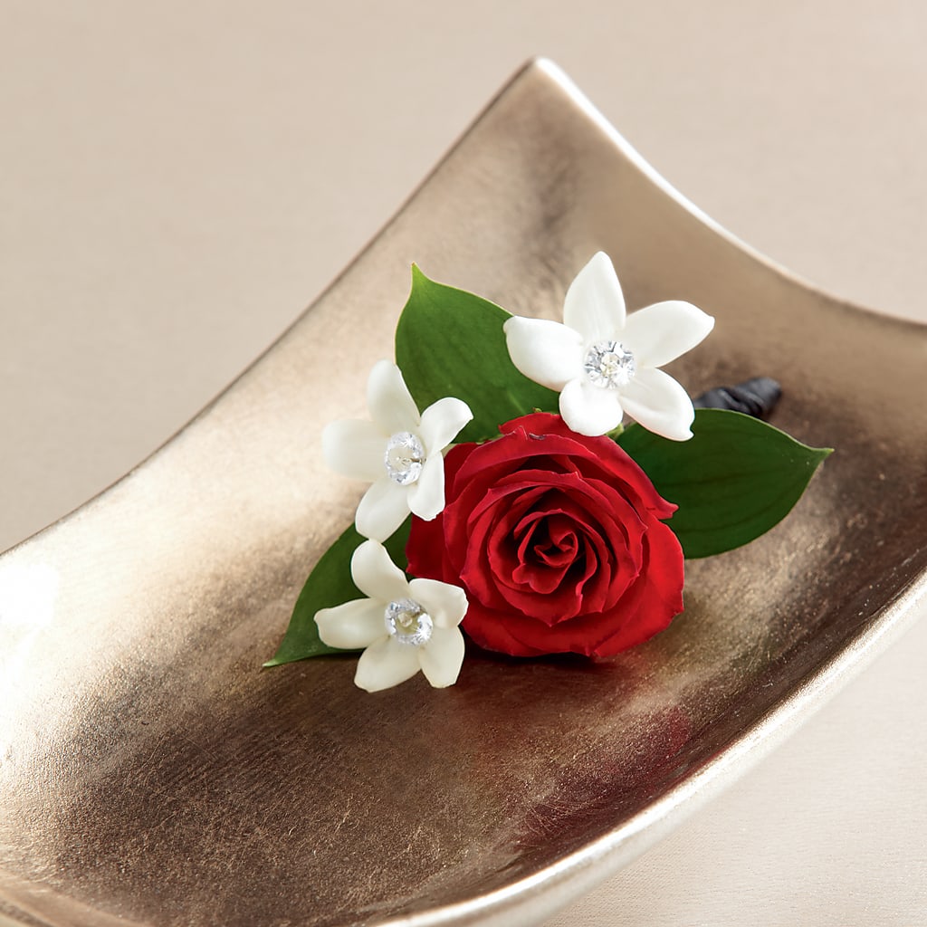 Poetry Boutonniere – Dejavu Florist And Balloons, Durham NC