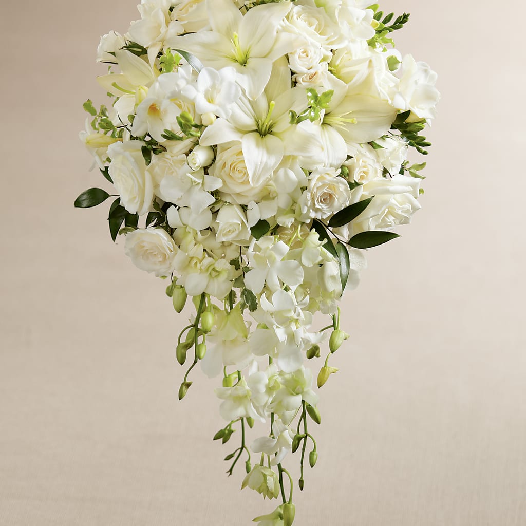 White Wonders Bouquet – Dejavu Florist And Balloons, Durham NC