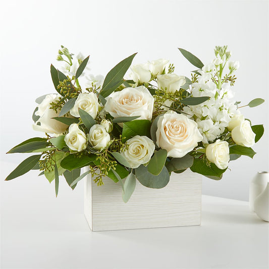 Fresh Linen Box Bouquet –  Dejavu Florist And Balloons, Durham NC