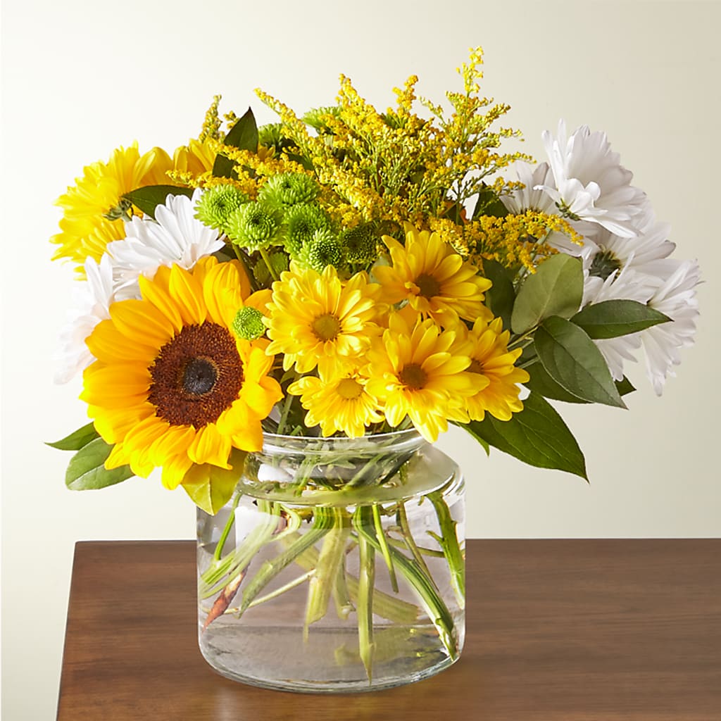 Hello Sunshine Bouquet –  Dejavu Florist And Balloons, Durham NC