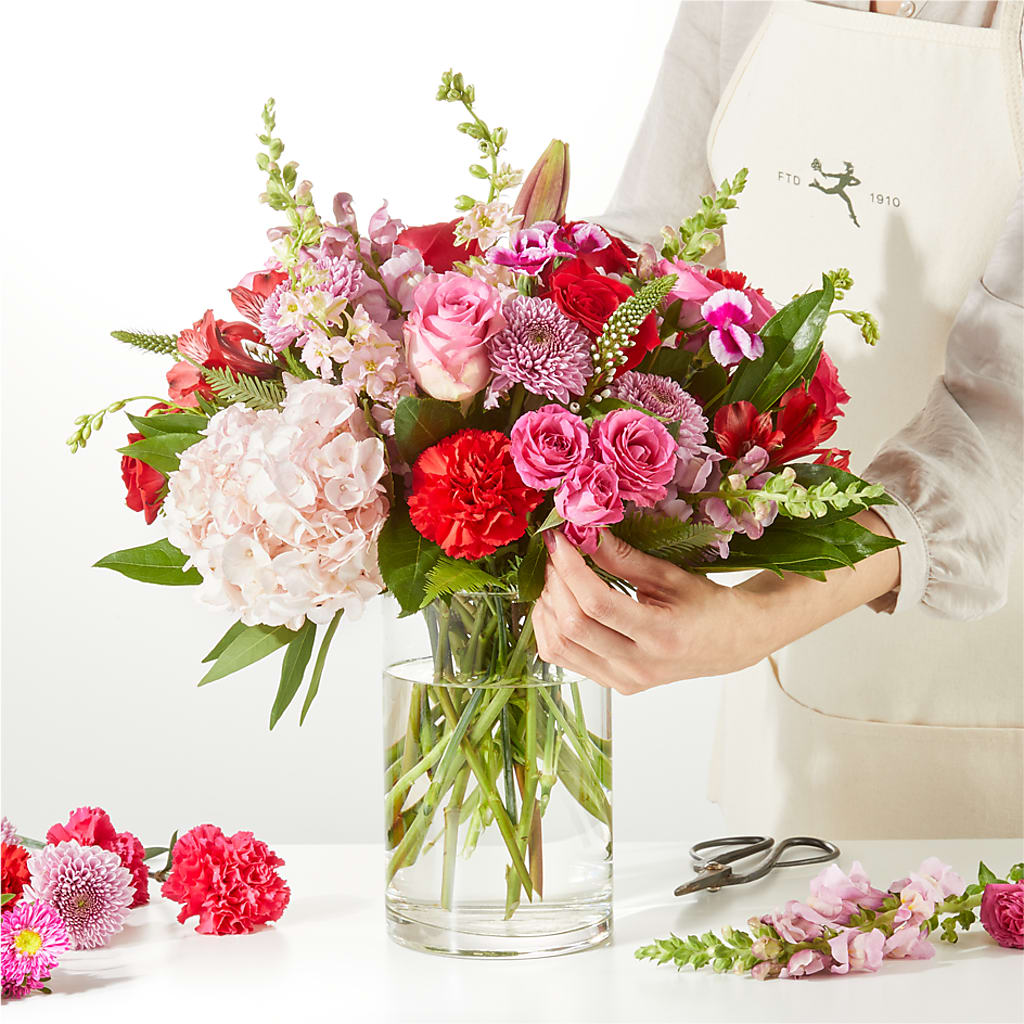 Swooning Over You - A Luxury Florist Original –  Dejavu Florist And Balloons, Durham NC