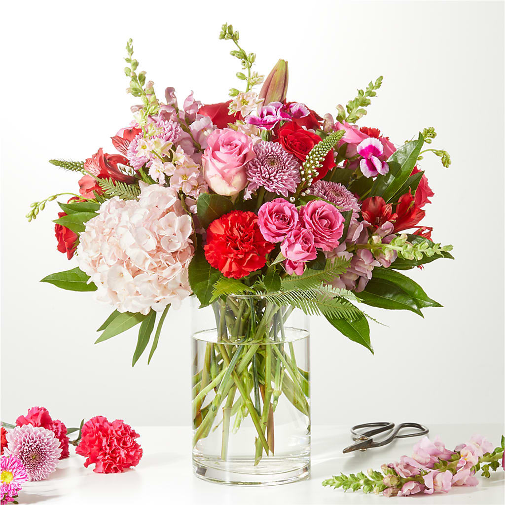 Swooning Over You - A Luxury Florist Original –  Dejavu Florist And Balloons, Durham NC