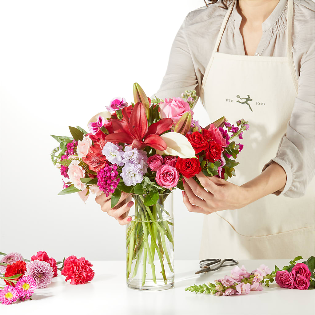 Swooning Over You - A Luxury Florist Original –  Dejavu Florist And Balloons, Durham NC