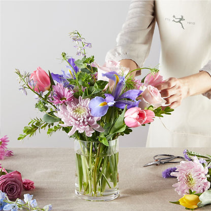 Pastel Tradition - A Florist Original –  Dejavu Florist And Balloons, Durham NC