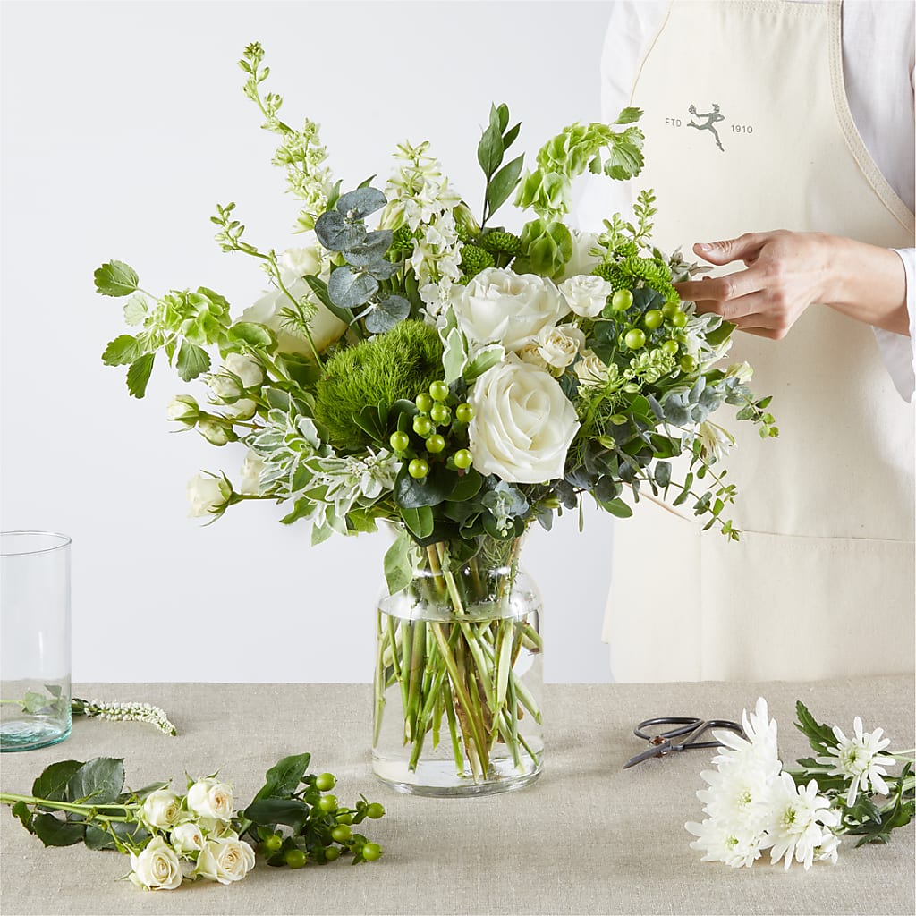 Irish Garden - A Florist Original –  Dejavu Florist And Balloons, Durham NC