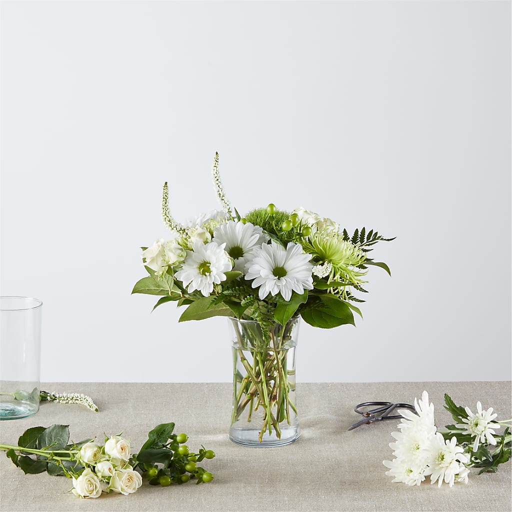 Irish Garden - A Florist Original –  Dejavu Florist And Balloons, Durham NC
