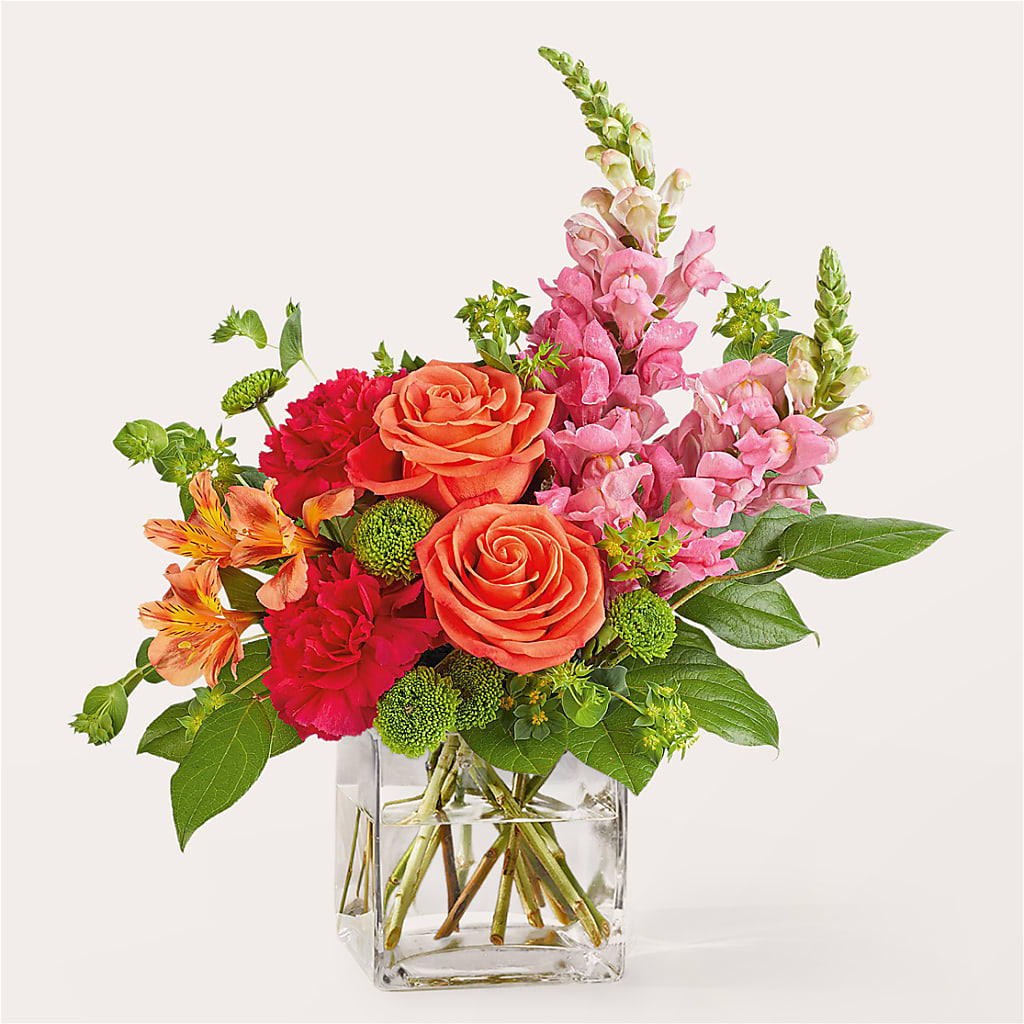 Cosmopolitan Bouquet –  Dejavu Florist And Balloons, Durham NC