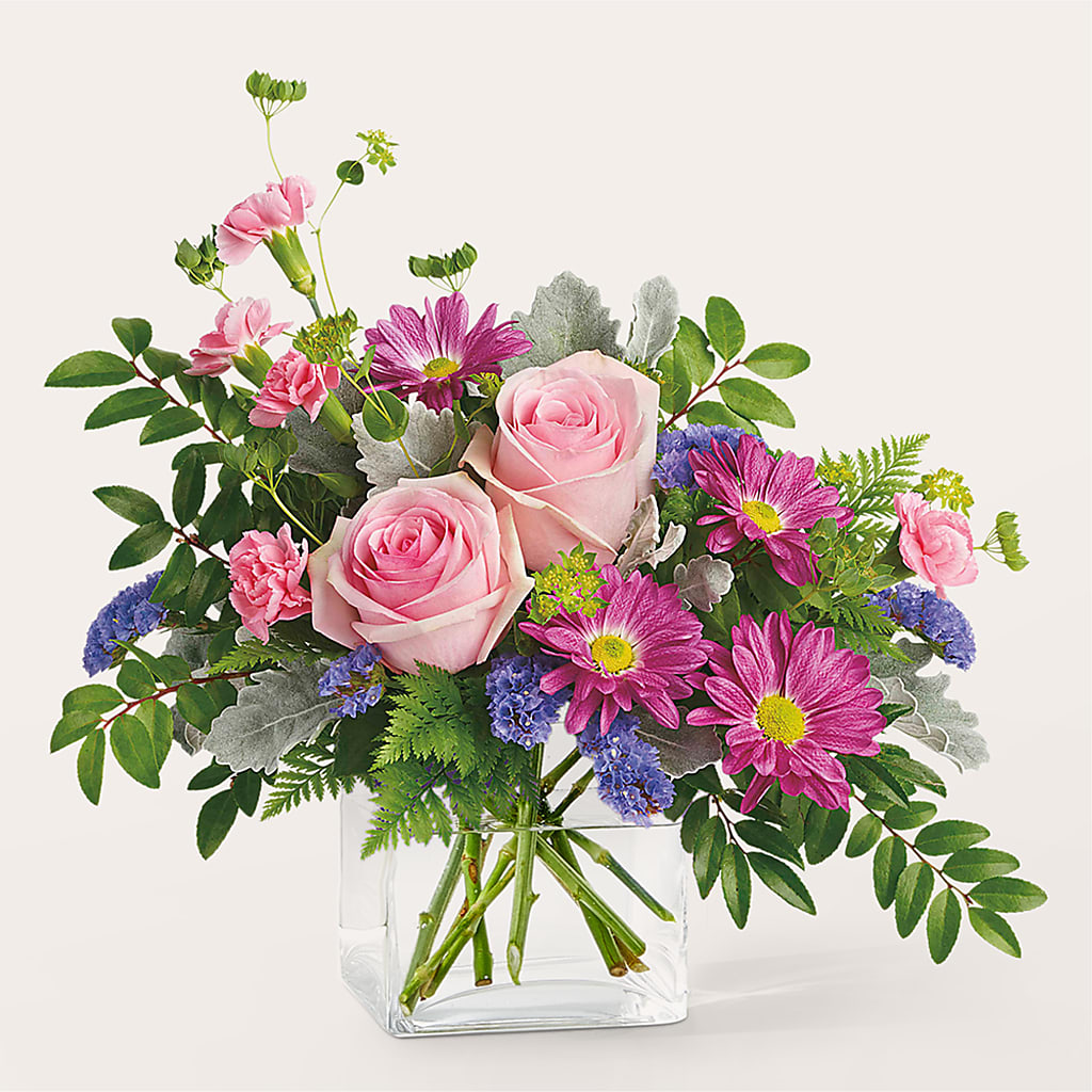 Starlet Bouquet –  Dejavu Florist And Balloons, Durham NC