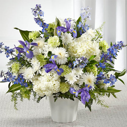 Soft Serenity Floor Basket –  Dejavu Florist And Balloons, Durham NC