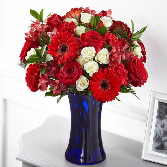 Hearts Embrace Bouquet –  Dejavu Florist And Balloons, Durham NC