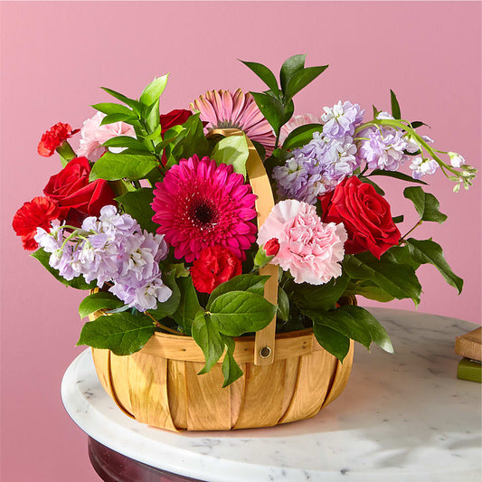 Pink Picnic Basket –  Dejavu Florist And Balloons, Durham NC