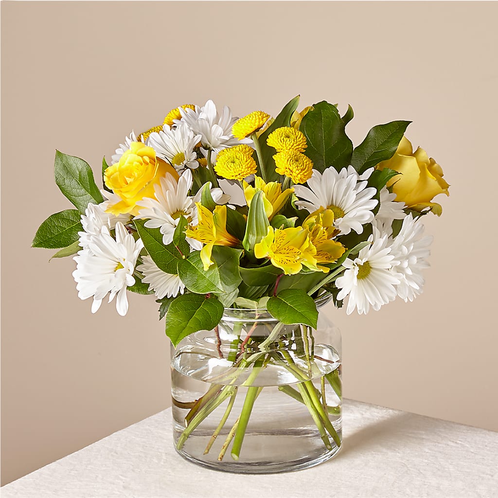 Sunny Sentiments Bouquet –  Dejavu Florist And Balloons, Durham NC