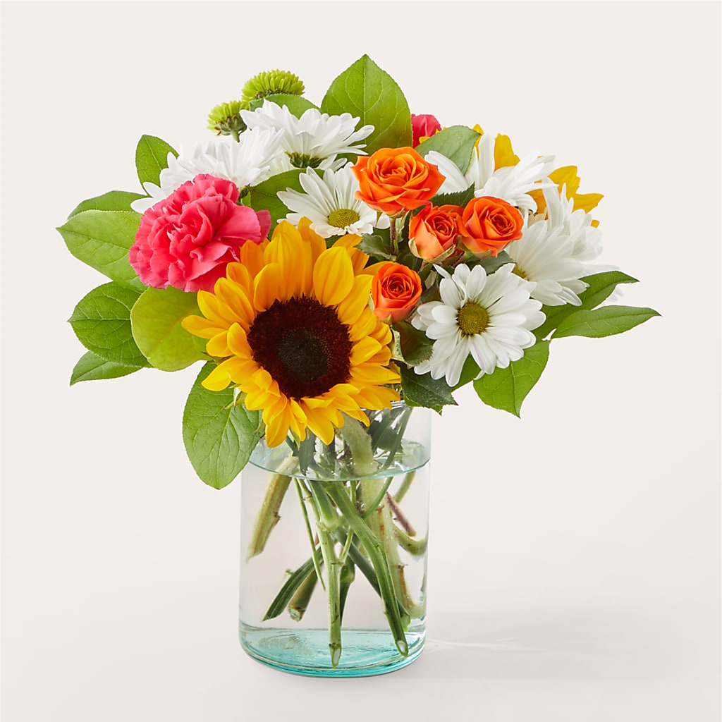 Sun-drenched Blooms Bouquet –  Dejavu Florist And Balloons, Durham NC