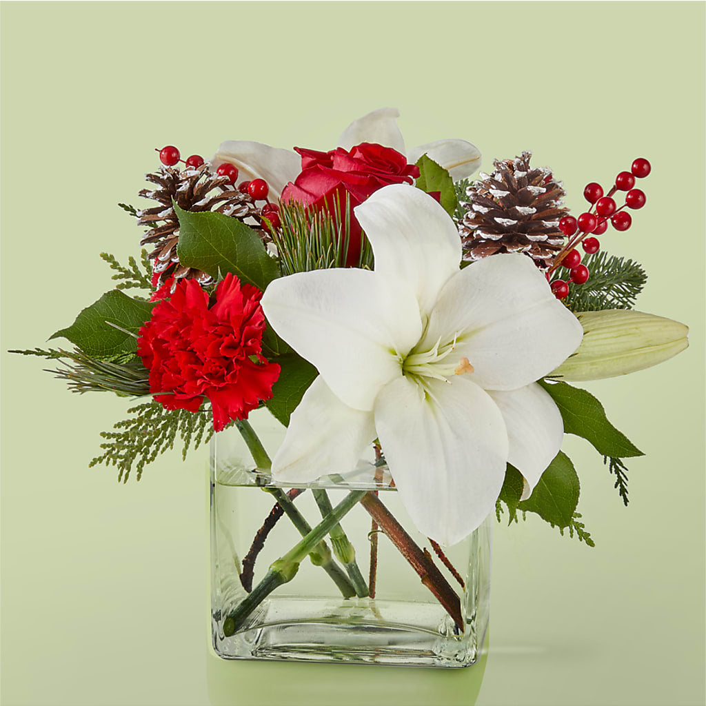 Glistening Icicles Bouquet –  Dejavu Florist And Balloons, Durham NC