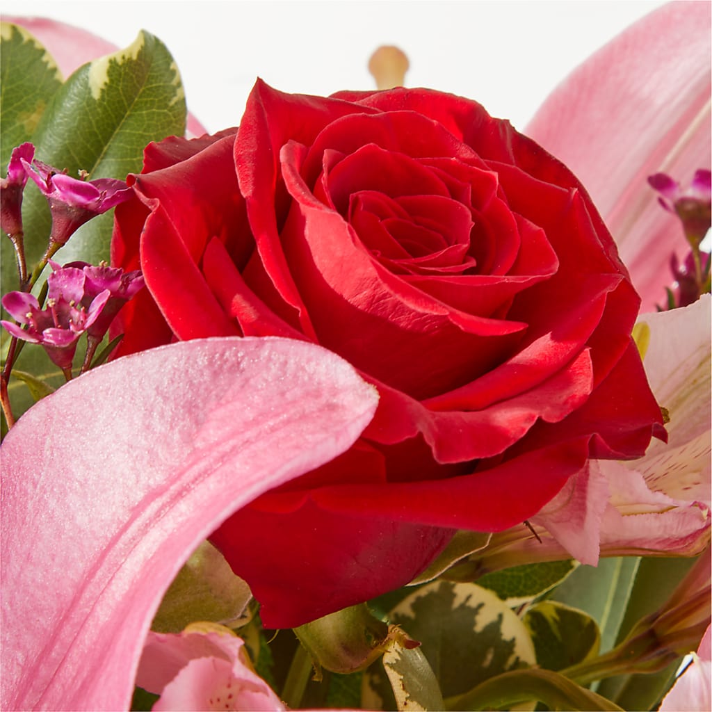 Lucky in Love Bouquet –  Dejavu Florist And Balloons, Durham NC