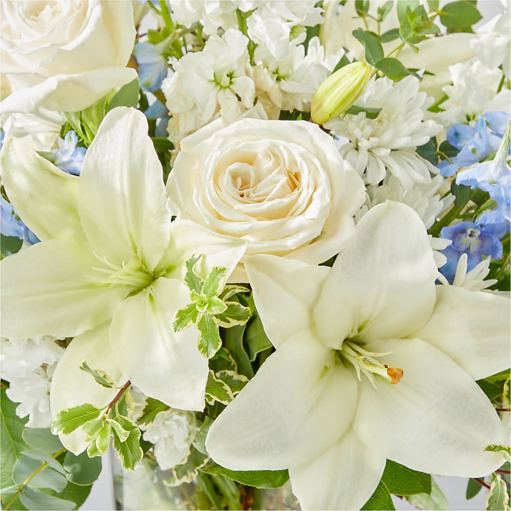 Peace of Mind Bouquet –  Dejavu Florist And Balloons, Durham NC