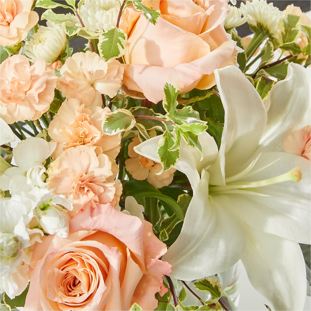 Darling Bouquet –  Dejavu Florist And Balloons, Durham NC