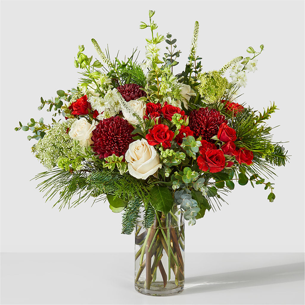 Favorite Traditions Bouquet –  Dejavu Florist And Balloons, Durham NC