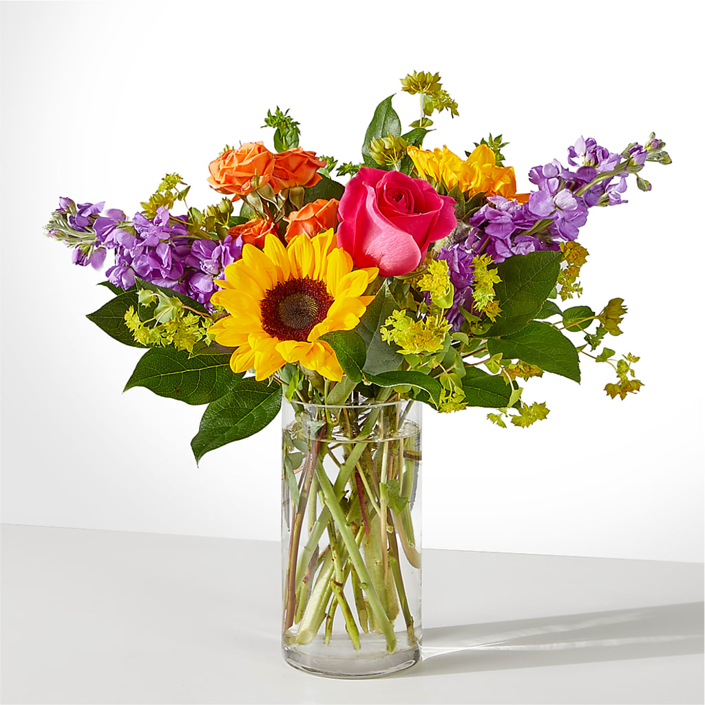 Vibrant Greetings Bouquet –  Dejavu Florist And Balloons, Durham NC