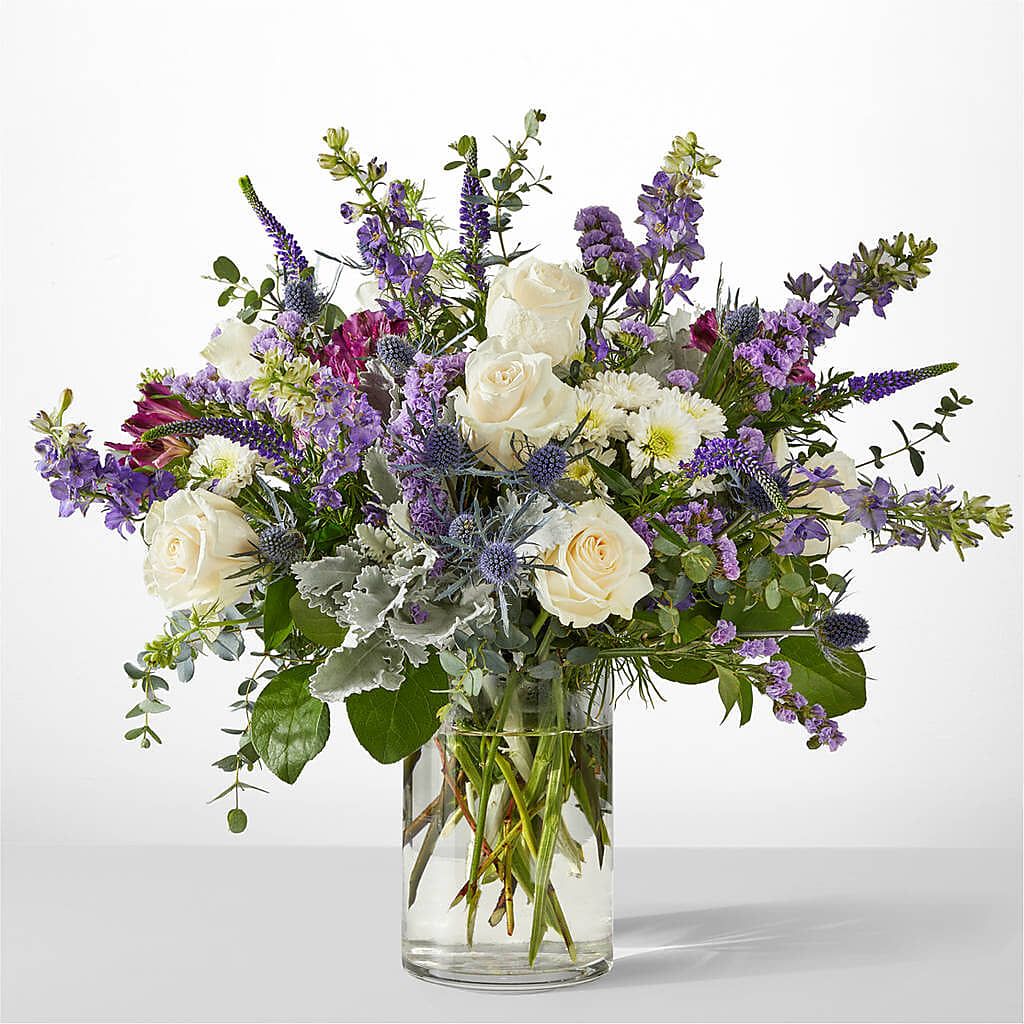 Shooting Star Bouquet –  Dejavu Florist And Balloons, Durham NC