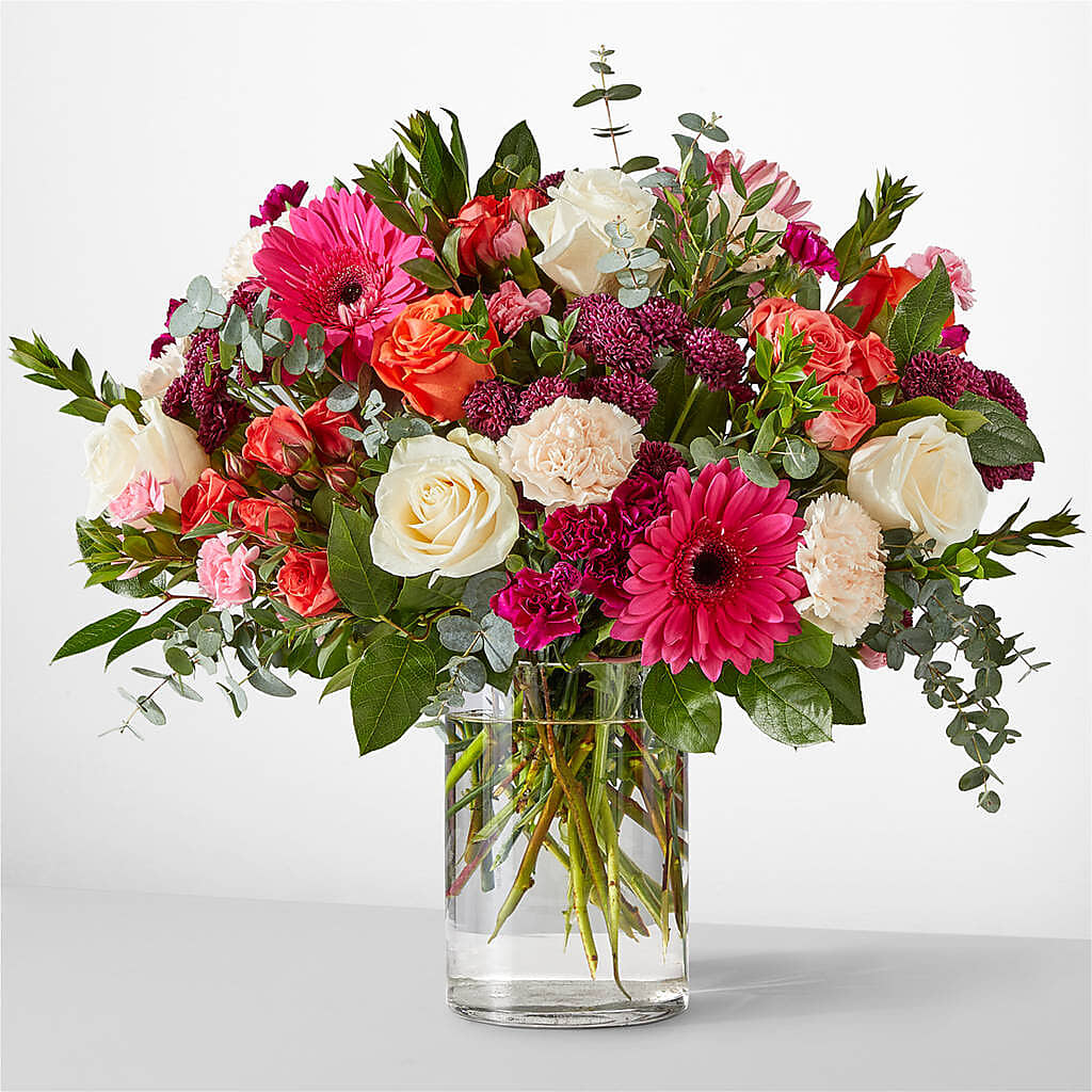 Smell the Roses Bouquet –  Dejavu Florist And Balloons, Durham NC