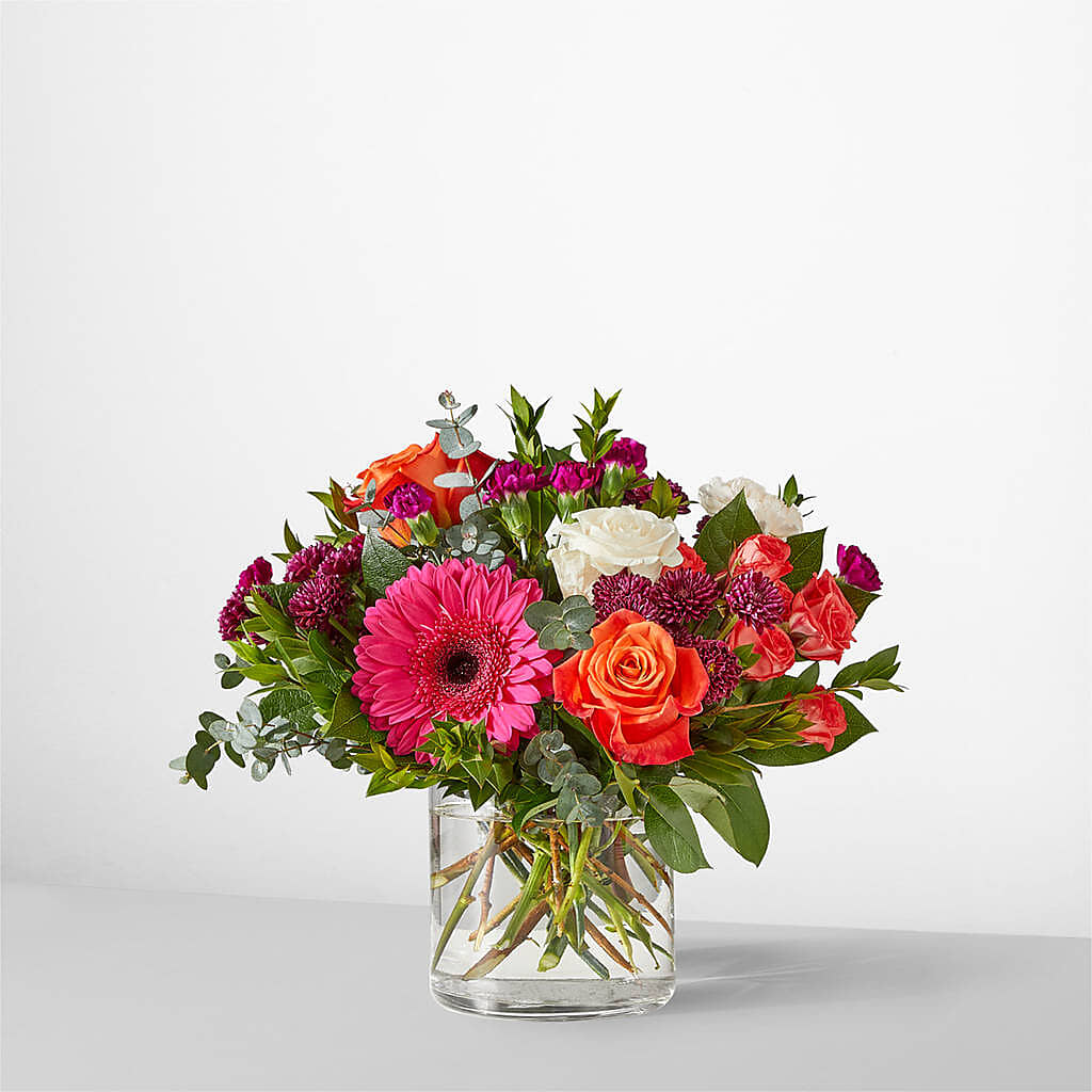 Smell the Roses Bouquet –  Dejavu Florist And Balloons, Durham NC