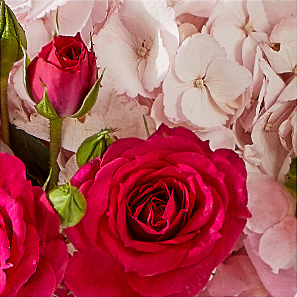 Glitz & Glam Bouquet –  Dejavu Florist And Balloons, Durham NC