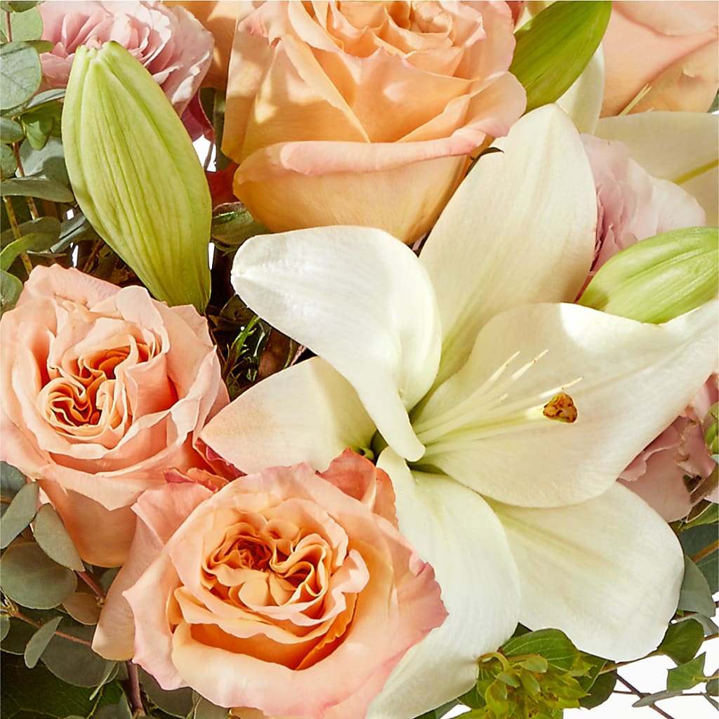Grapefruit Splash Bouquet –  Dejavu Florist And Balloons, Durham NC