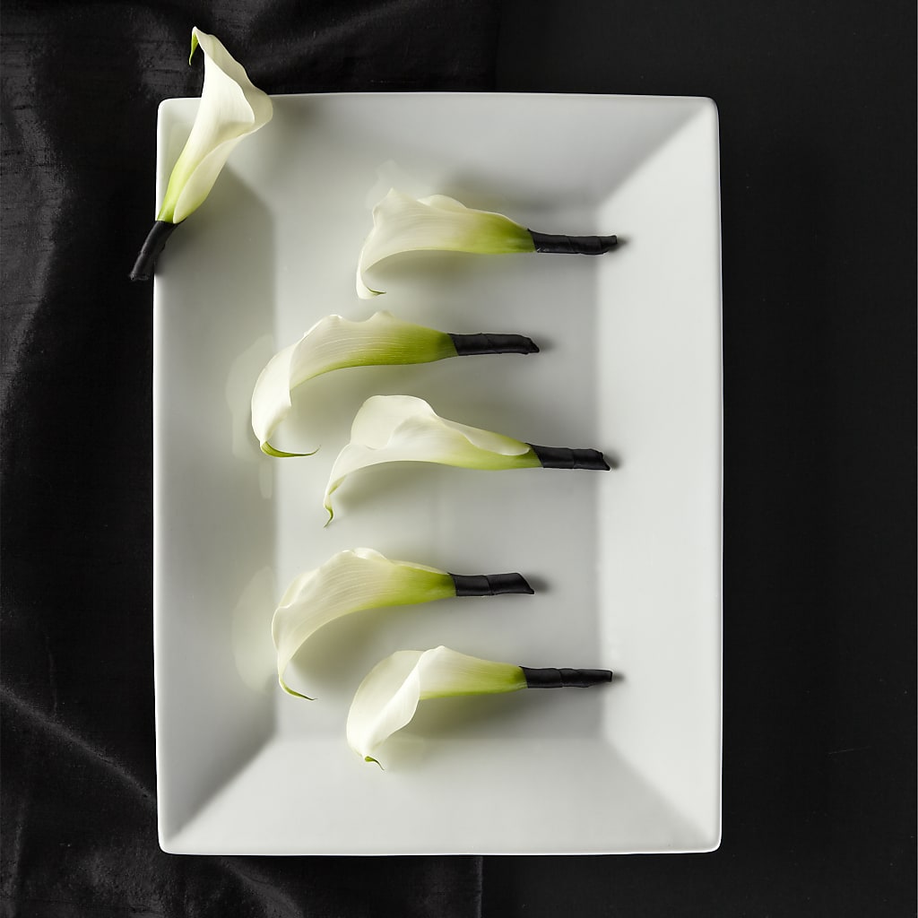 Calla Lily Promise Boutonniere –  Dejavu Florist And Balloons, Durham NC