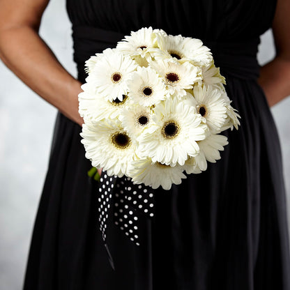 Daisy Delight Bouquet –  Dejavu Florist And Balloons, Durham NC