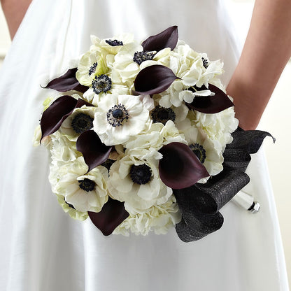 To Have and To Hold Bouquet –  Dejavu Florist And Balloons, Durham NC