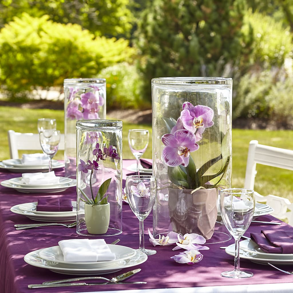 Dramatic Garden Centerpiece –  Dejavu Florist And Balloons, Durham NC