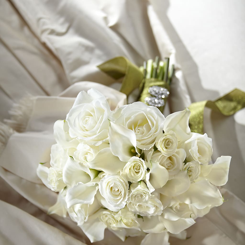 Serene Highness Bouquet –  Dejavu Florist And Balloons, Durham NC